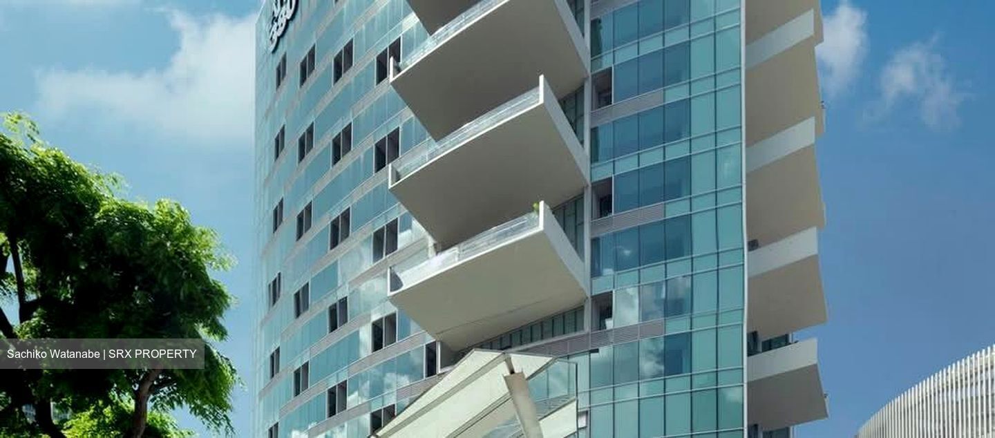 Arc 380 (D8), Office #562109841